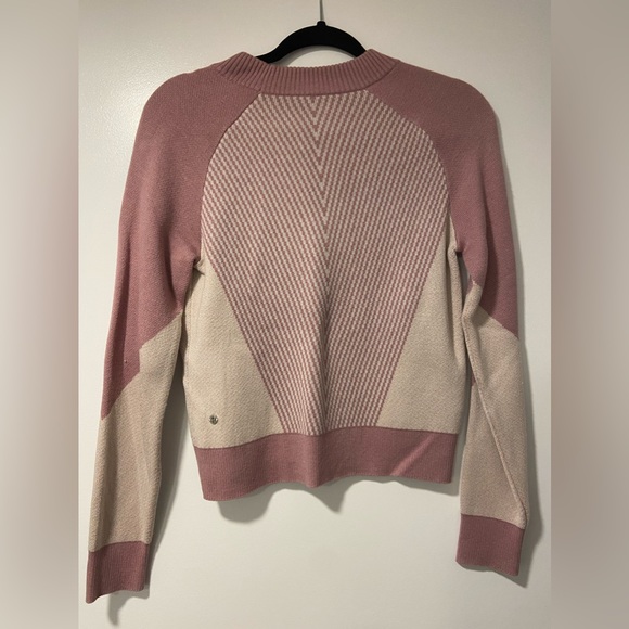 Lululemon Sweater - Picture 1 of 2